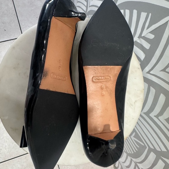 Coach Mandy Black Patent Leather Kitten  Heel Pumps with Gold Accent Bow - Picture 6 of 9